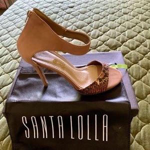 NIB Santa Lolla Rose Suede Sandal Size 8